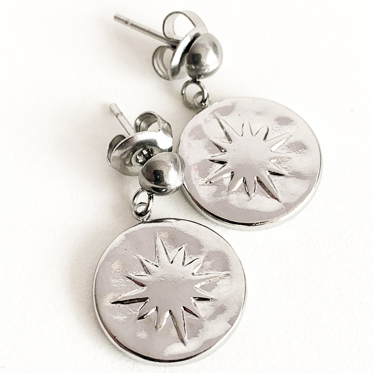 Minted Medallion Earrings – Obilis Paris