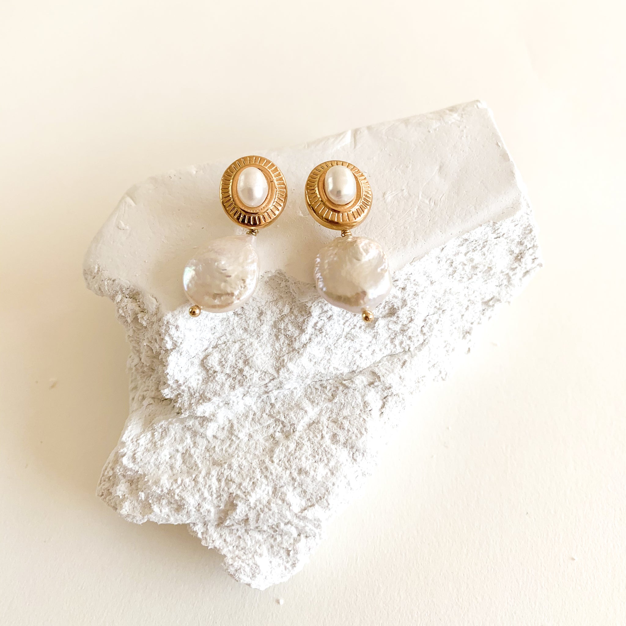 Perla earrings – Joaillerie St-Onge