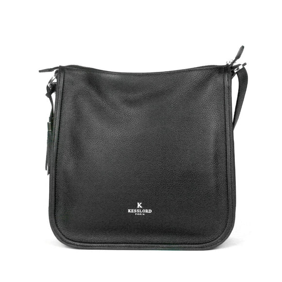 Leather bag in black